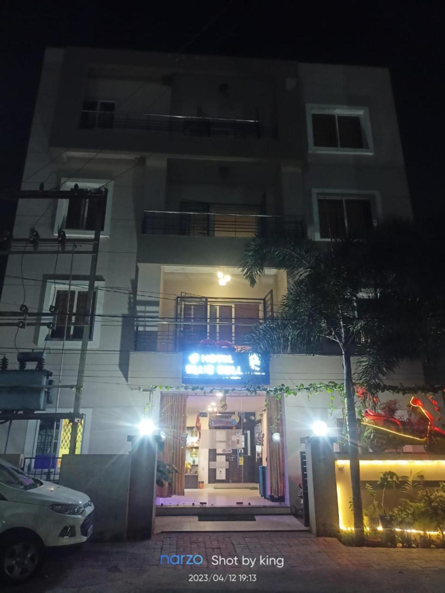 Goroomgo Blue Bell Bhubaneswar - Well Decorated Room -Wifi And Parking Facilities Available 외부 사진