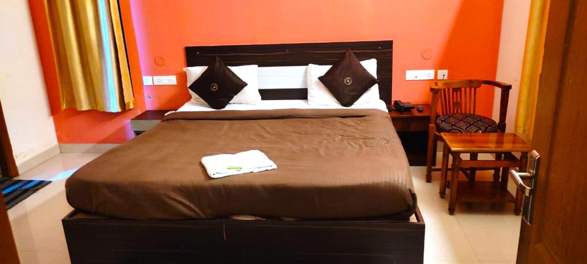 Goroomgo Blue Bell Bhubaneswar - Well Decorated Room -Wifi And Parking Facilities Available 외부 사진